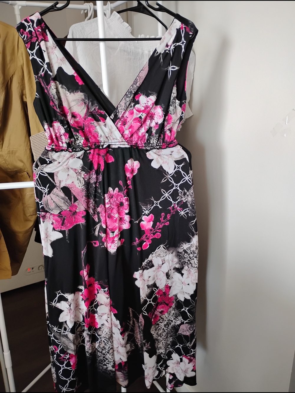 Style & Co. Women Asymmetric V Cut Front/Back Mesh Sleeveless Floral Print Dress